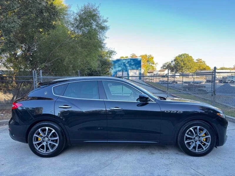2017 Maserati Levante - Image 4 of 16