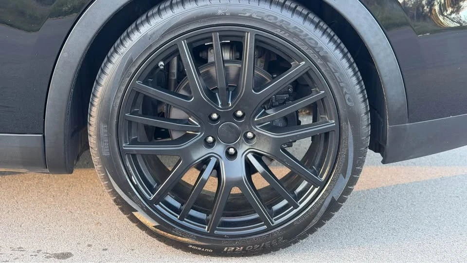 2017 Maserati Levante - Image 11 of 19
