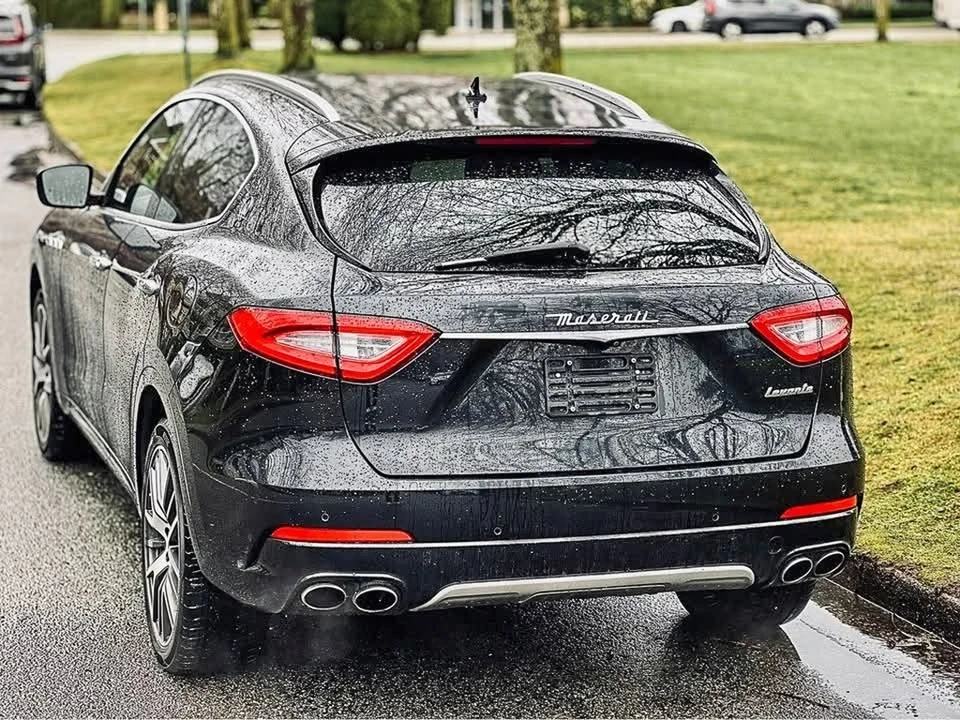 2017 Maserati Levante - Image 6 of 11