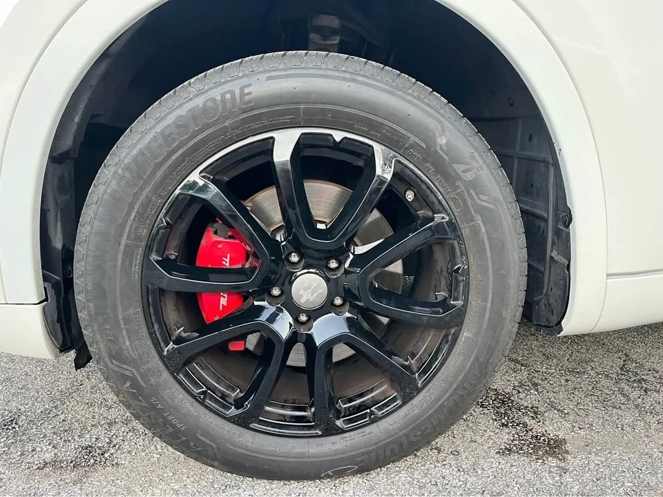 2017 Maserati Levante - Image 7 of 18