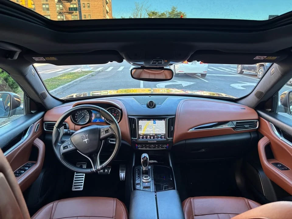 2017 Maserati Levante - Image 10 of 19