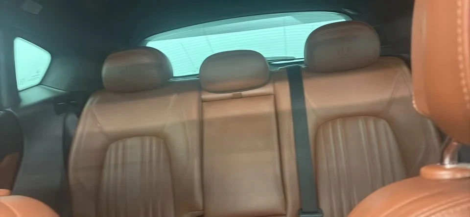 2017 Maserati Levante - Image 7 of 9