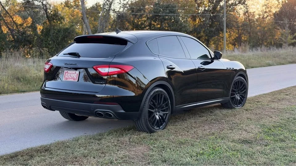 2017 Maserati Levante - Image 5 of 19