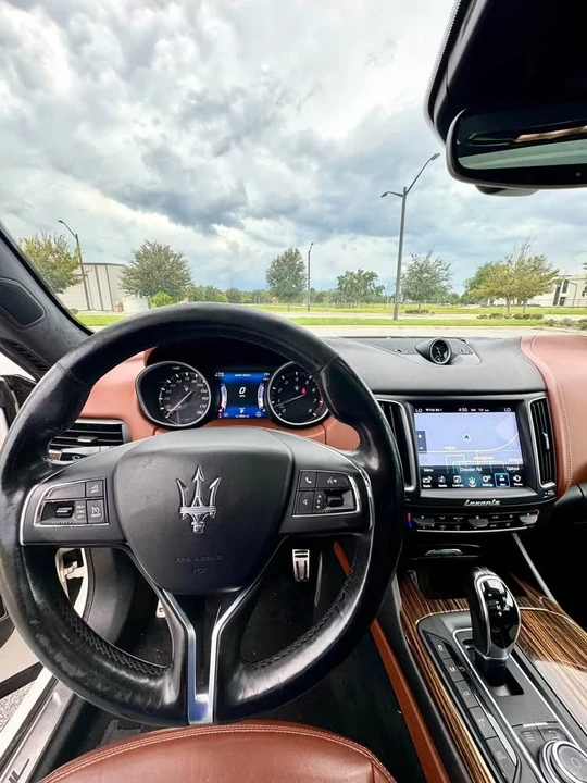 2017 Maserati Levante - Image 12 of 12