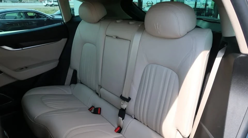 2017 Maserati Levante - Image 19 of 20