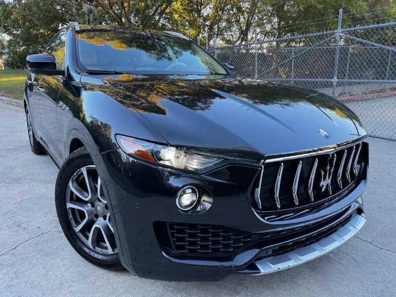 2017 Maserati Levante - Image 2 of 13