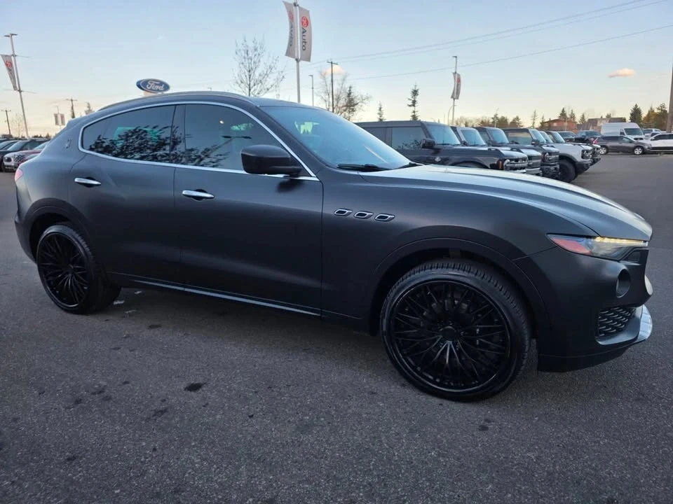 2017 Maserati Levante - Image 4 of 10