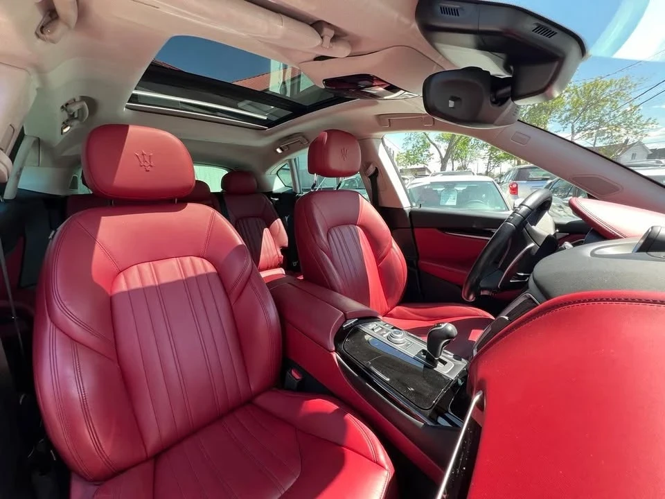 2017 Maserati Levante - Image 10 of 12
