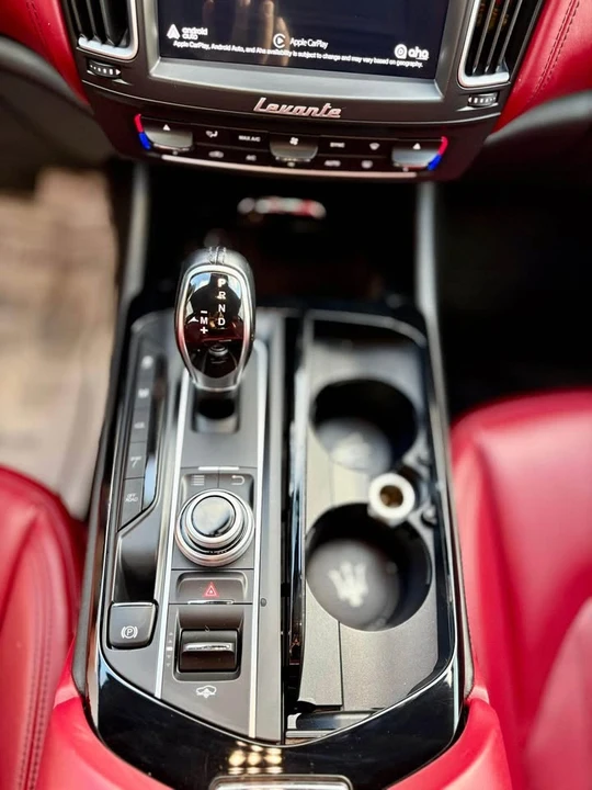 2017 Maserati Levante - Image 12 of 16