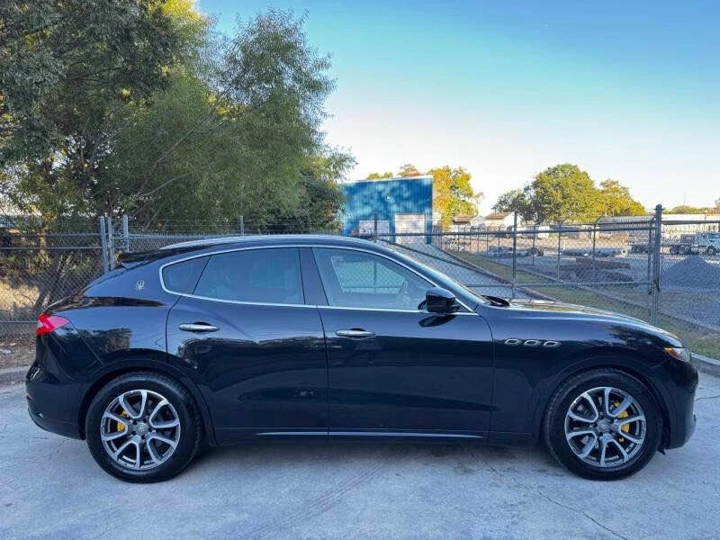 2017 Maserati Levante - Image 4 of 13