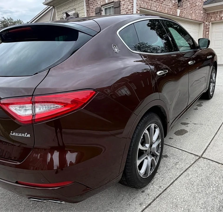 2017 Maserati Levante - Image 3 of 7