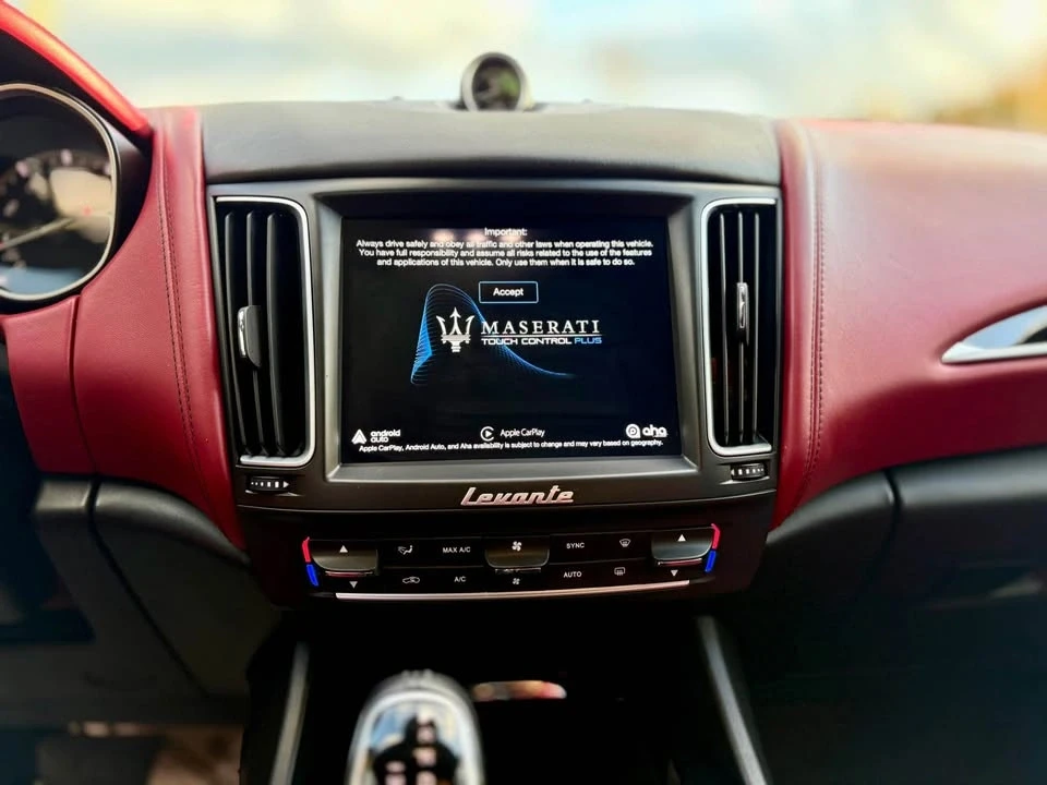 2017 Maserati Levante - Image 12 of 18