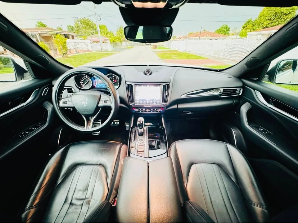 2017 Maserati Levante - Image 8 of 19