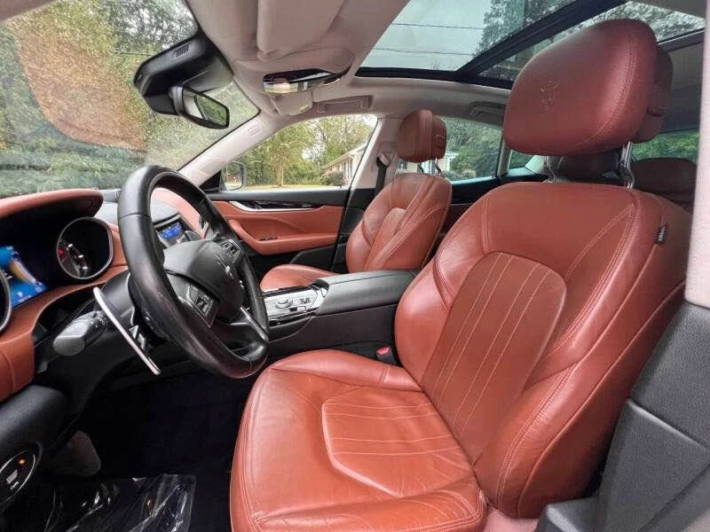 2017 Maserati Levante - Image 9 of 20