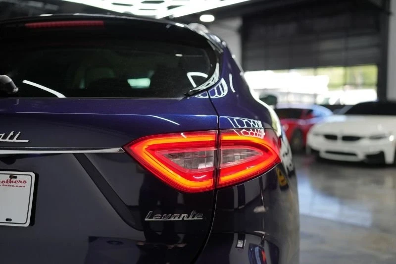 2017 Maserati Levante - Image 17 of 20