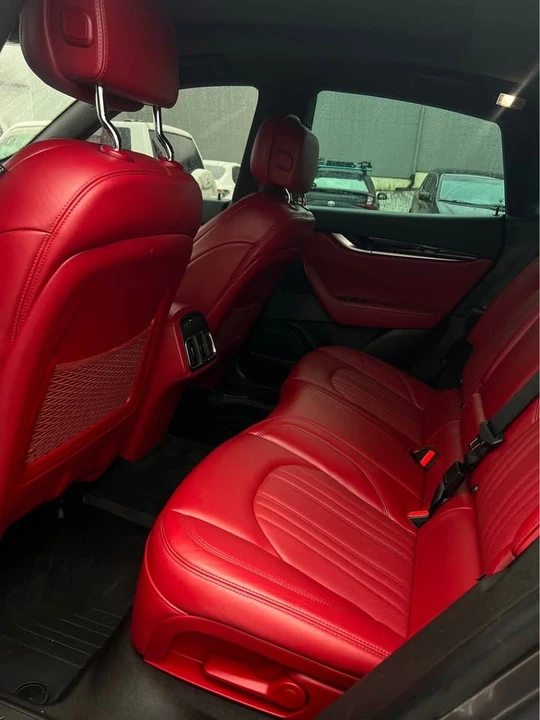 2017 Maserati Levante - Image 10 of 11