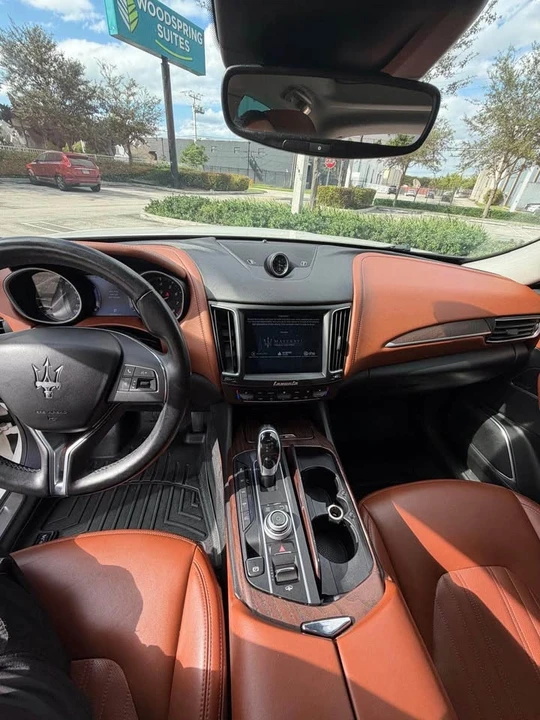 2017 Maserati Levante - Image 14 of 15