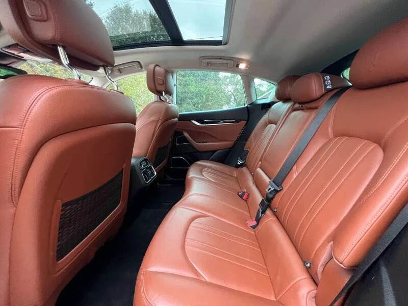 2017 Maserati Levante - Image 11 of 20
