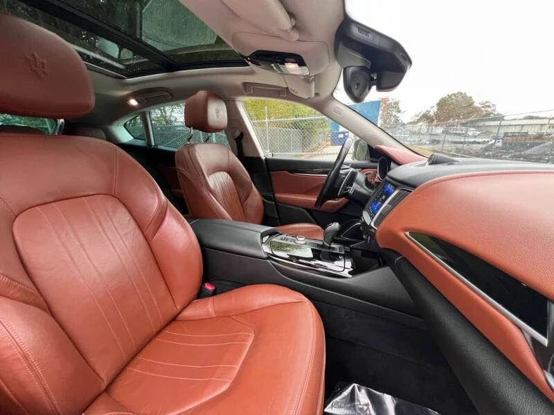2017 Maserati Levante - Image 13 of 20