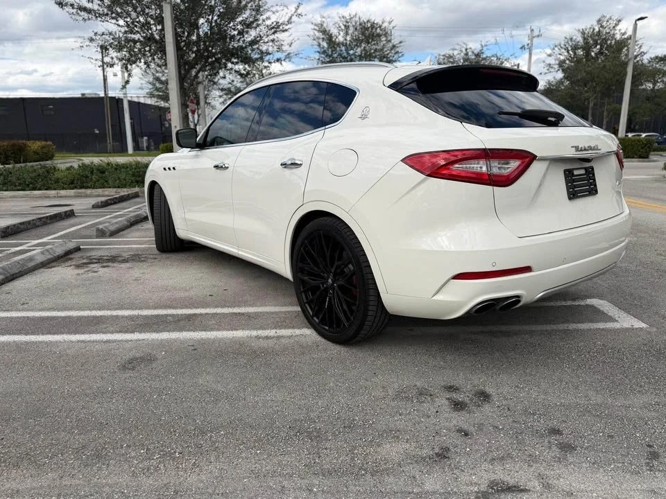 2017 Maserati Levante - Image 3 of 15
