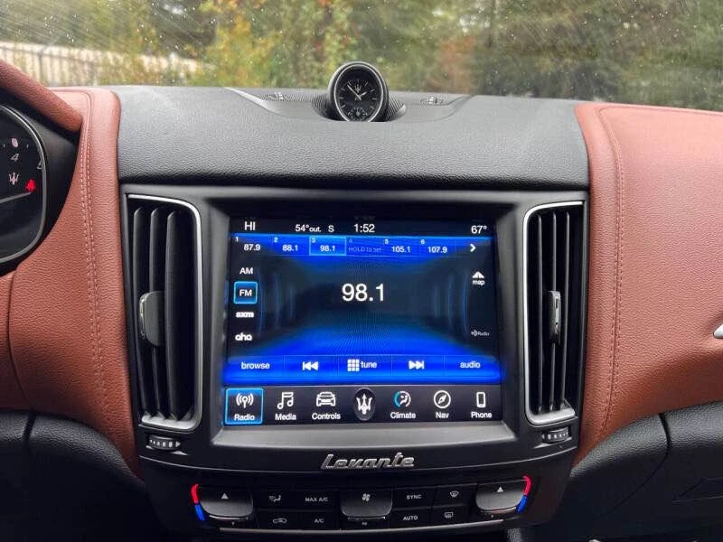 2017 Maserati Levante - Image 15 of 20