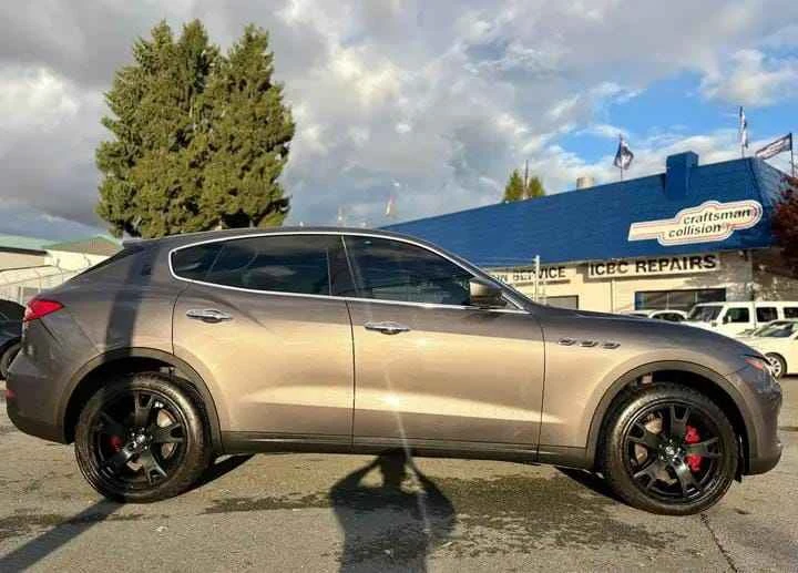 2017 Maserati Levante - Image 3 of 14