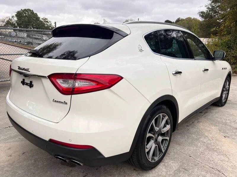 2017 Maserati Levante - Image 7 of 20