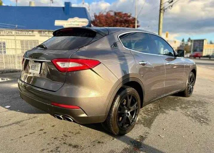 2017 Maserati Levante - Image 2 of 14