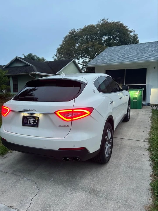 2017 Maserati Levante - Image 3 of 8