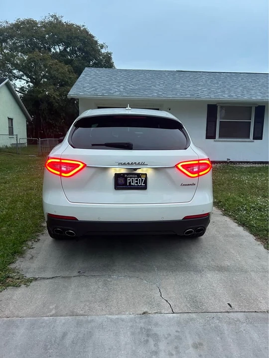 2017 Maserati Levante - Image 2 of 8