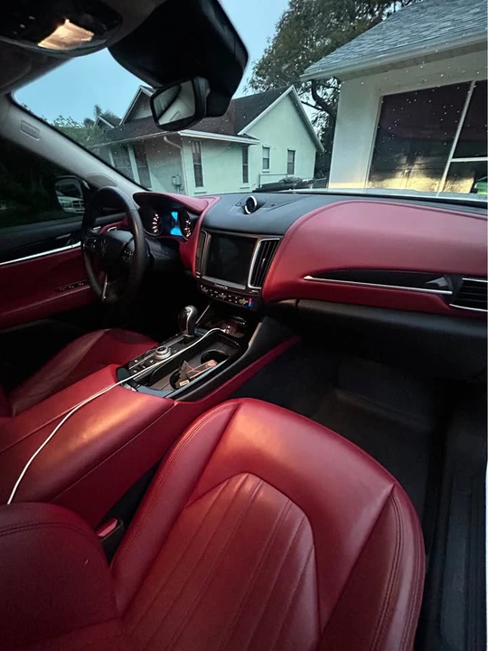 2017 Maserati Levante - Image 4 of 8