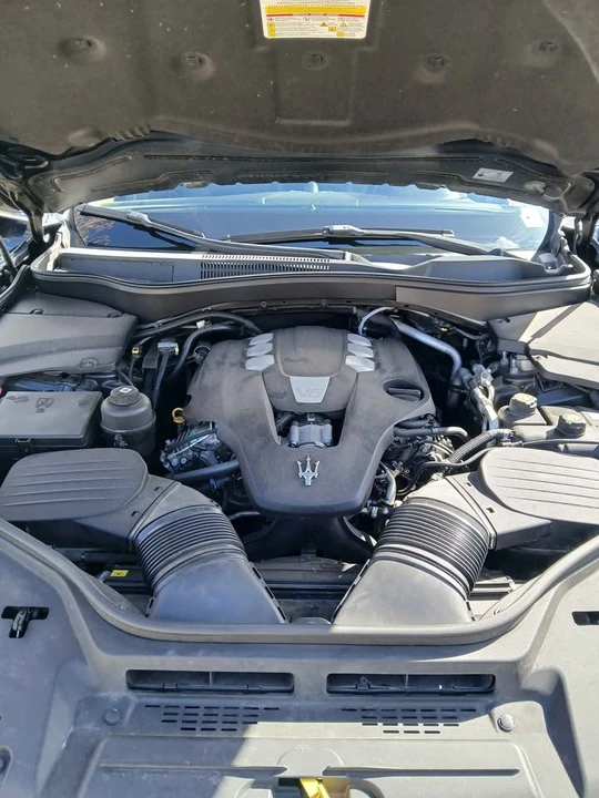 2017 Maserati Levante - Image 13 of 15