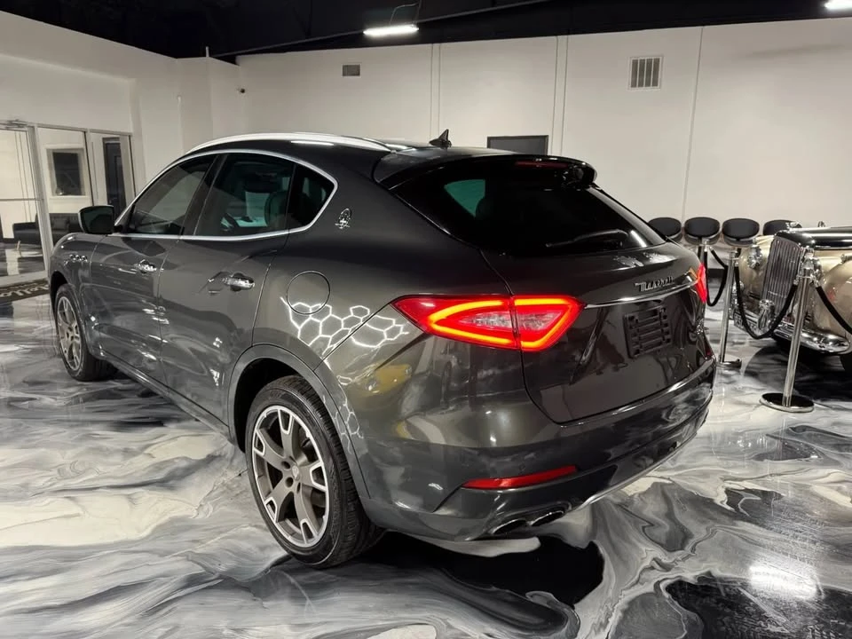 2017 Maserati Levante - Image 5 of 20