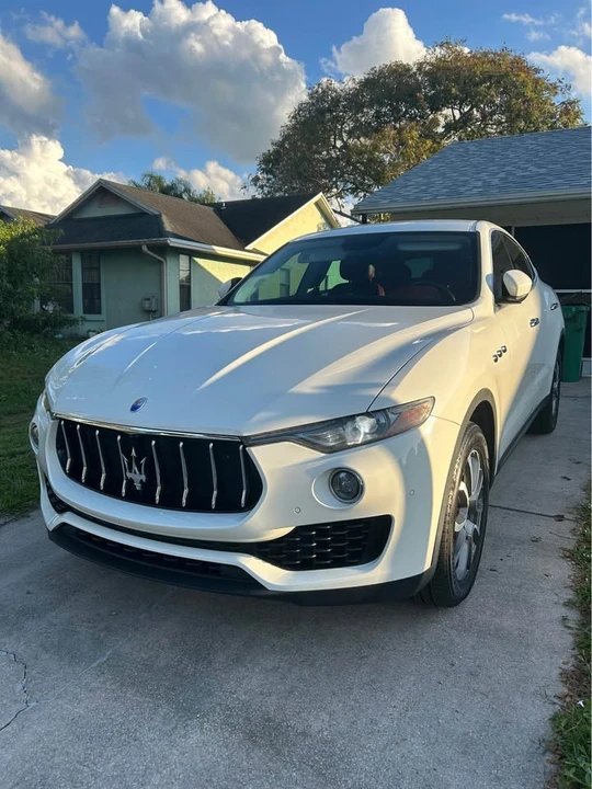 2017 Maserati Levante - Image 7 of 9