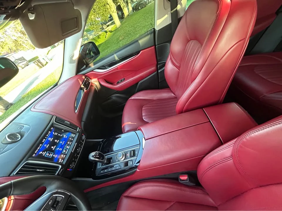 2017 Maserati Levante - Image 4 of 9