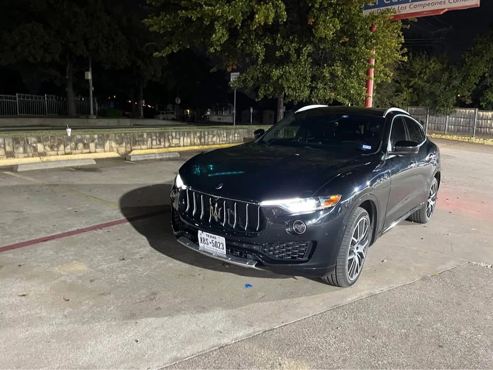 2017 Maserati Levante - Image 2 of 8