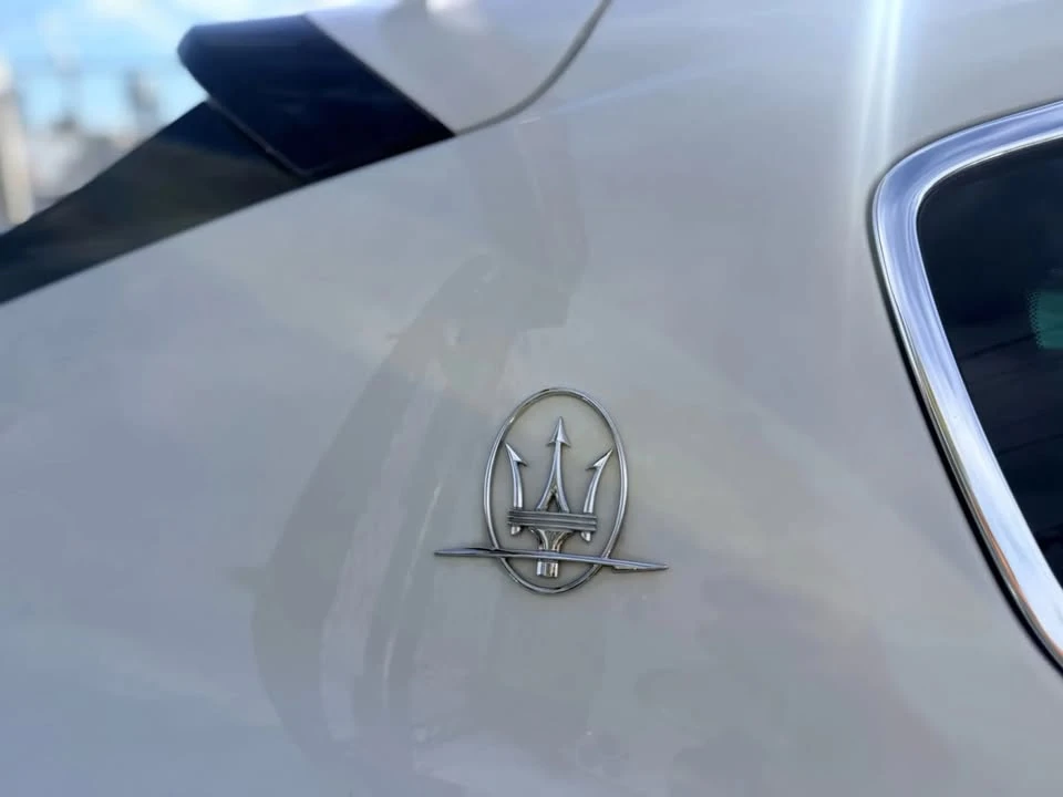 2017 Maserati Levante - Image 19 of 20
