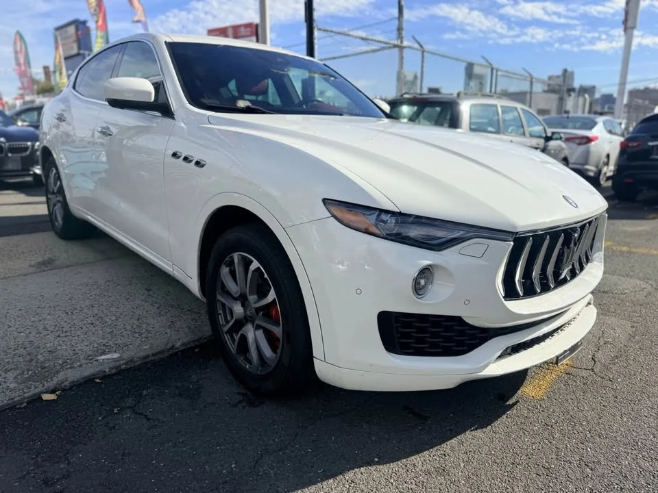 2017 Maserati Levante - Image 16 of 20