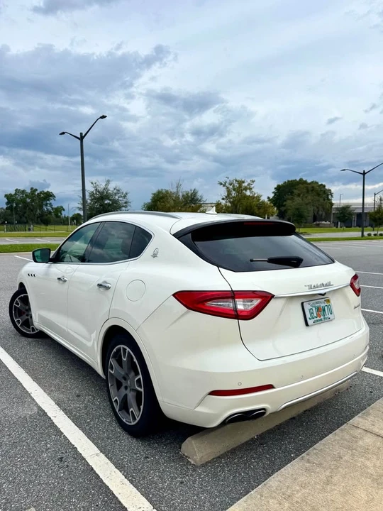 2017 Maserati Levante - Image 5 of 13