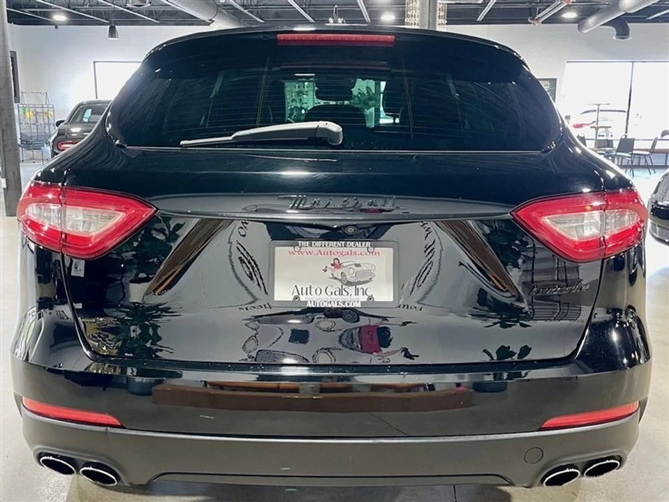 2017 Maserati Levante - Image 4 of 20
