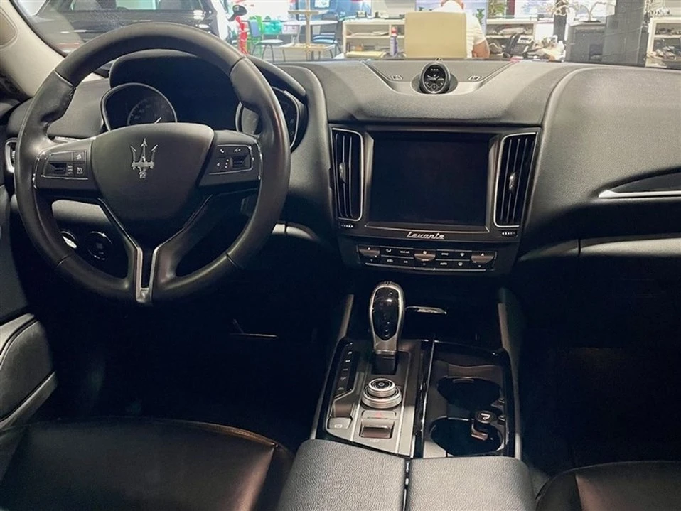2017 Maserati Levante - Image 15 of 20