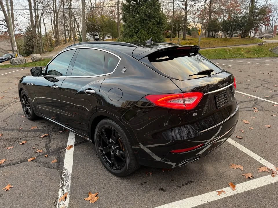 2017 Maserati Levante - Image 2 of 20