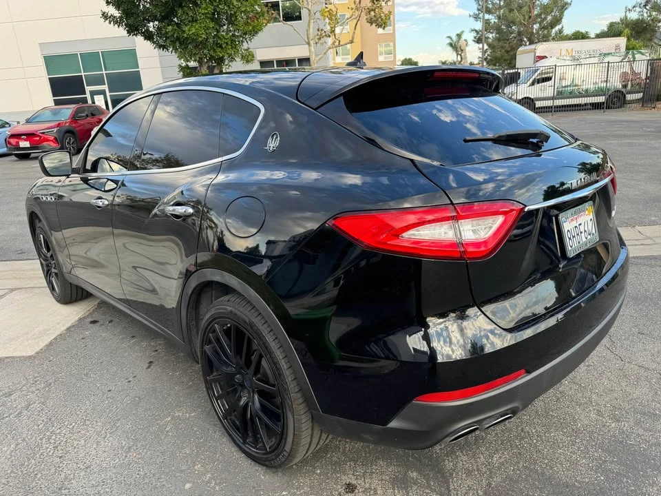 2017 Maserati Levante - Image 7 of 8