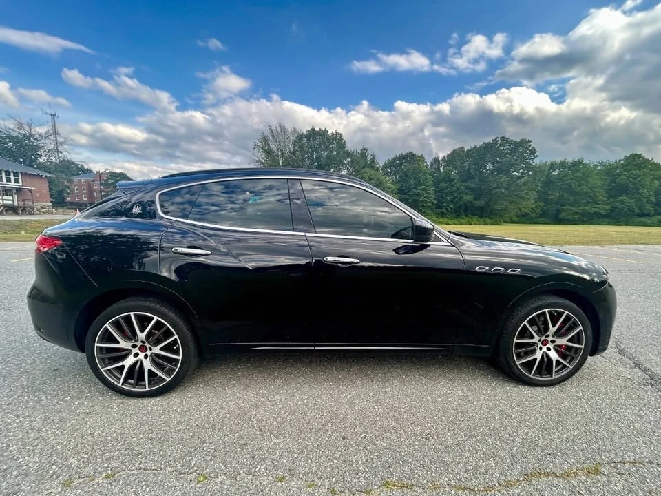 2017 Maserati Levante - Image 10 of 20