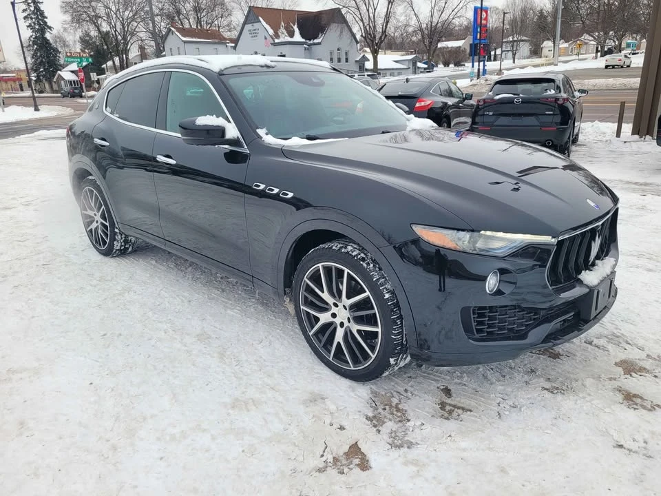 2017 Maserati Levante - Image 3 of 19