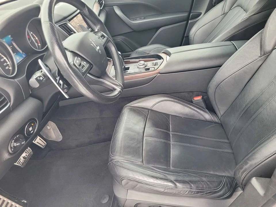 2017 Maserati Levante - Image 8 of 19
