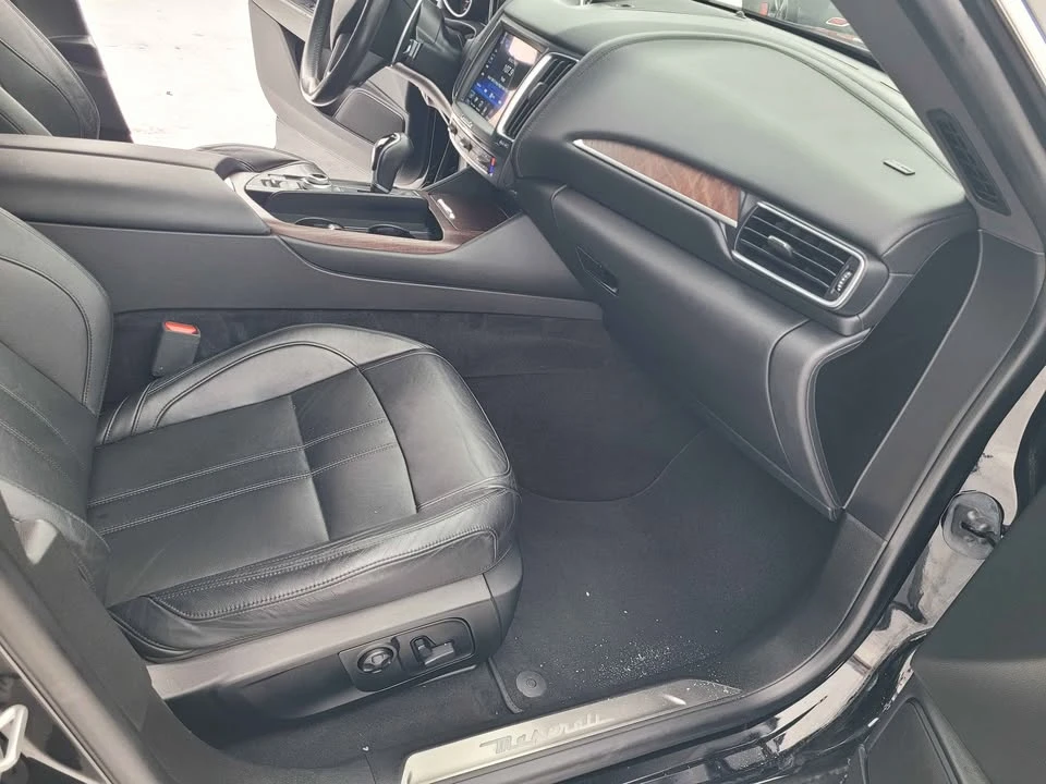 2017 Maserati Levante - Image 17 of 19