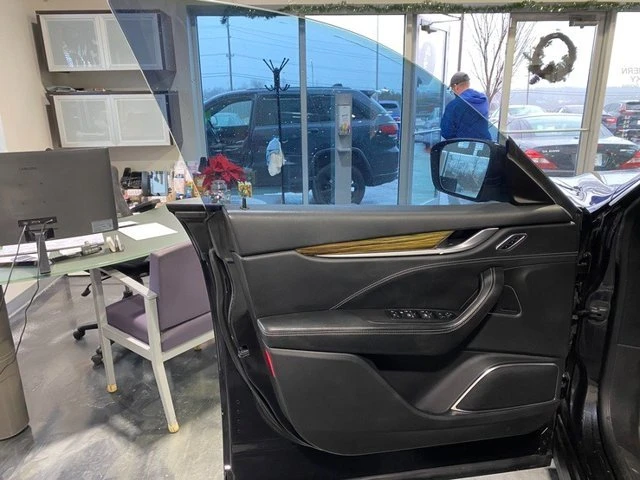 2017 Maserati Levante - Image 9 of 20