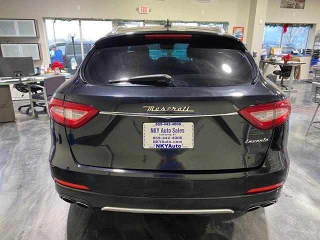 2017 Maserati Levante - Image 4 of 20