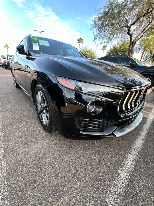 2017 Maserati Levante - Image 2 of 8